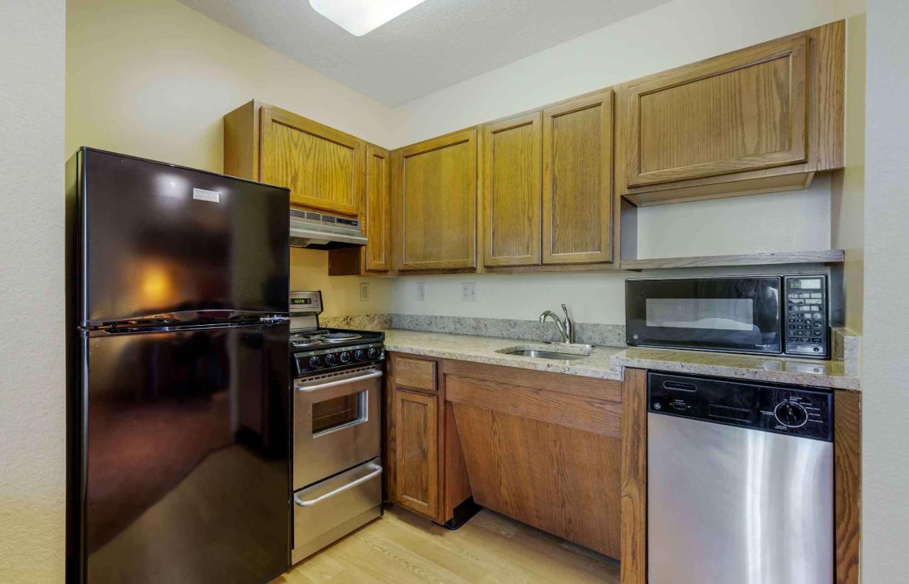 Extended Stay America Suites - Chantilly - Dulles Екстер'єр фото