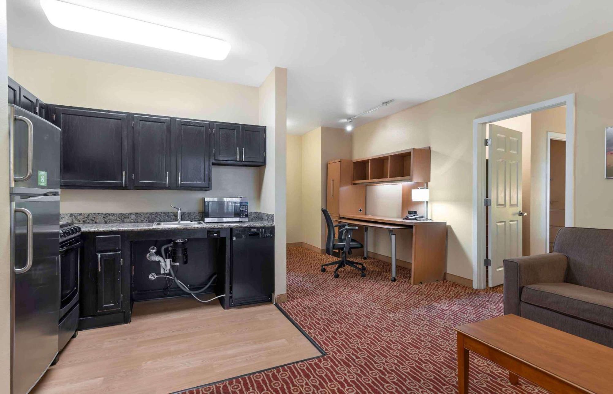 Extended Stay America Suites - Chantilly - Dulles Екстер'єр фото
