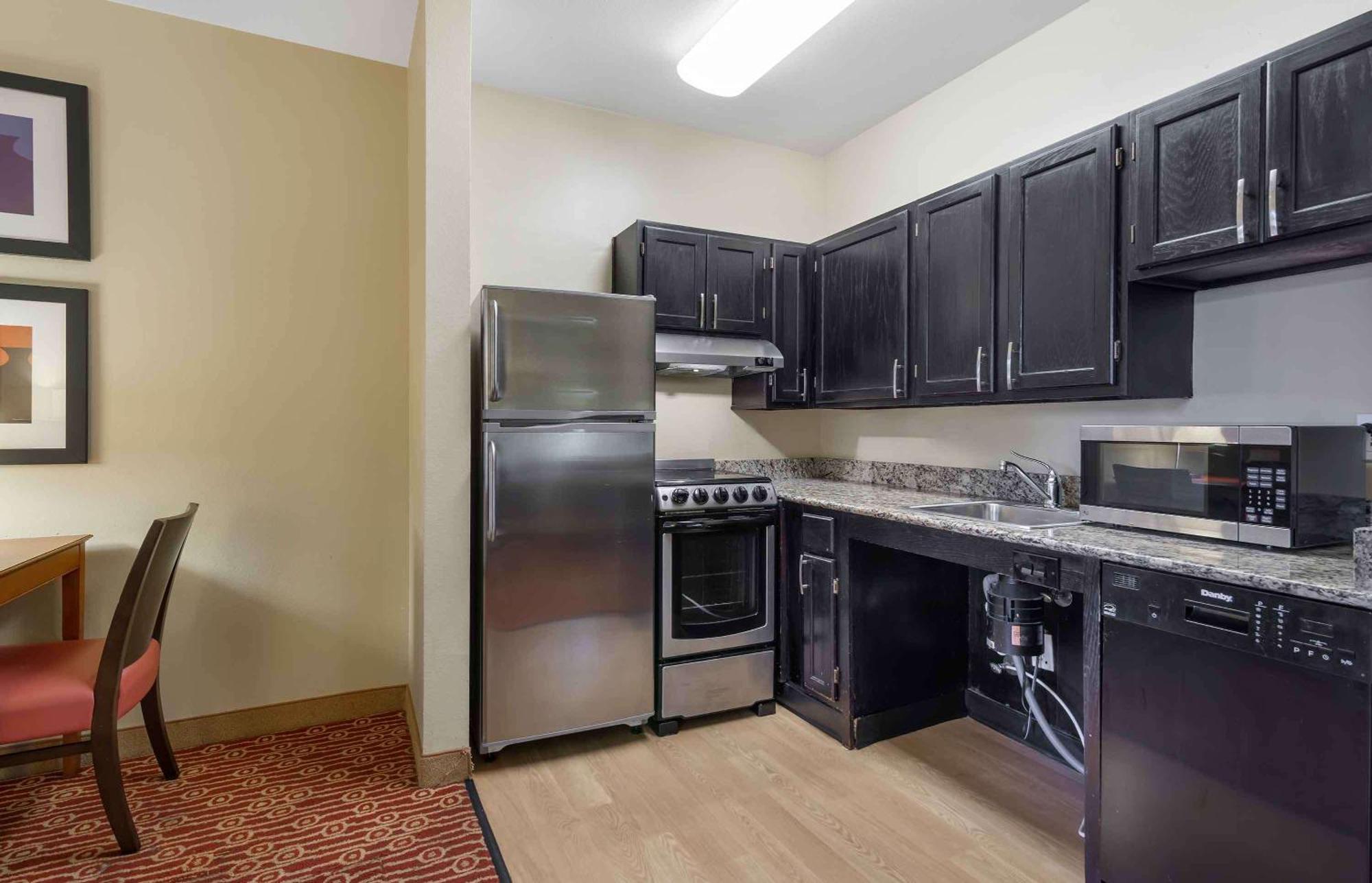 Extended Stay America Suites - Chantilly - Dulles Екстер'єр фото